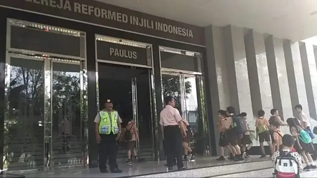 Kapolsub Sektor Palem Semi Lakukan Pengamanan Giat Paskah Pelajar Se - Tangerang Raya Kapolsub Sektor Palem Semi Lakukan Pengamanan Giat Paskah Pelajar Se - Tangerang Raya