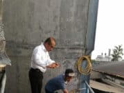 Seorang Karyawan Tewas Tersengat Aliran Listrik Saat Membersihkan Tower Mesin Pendingin Seorang Karyawan Tewas Tersengat Aliran Listrik Saat Membersihkan Tower Mesin Pendingin