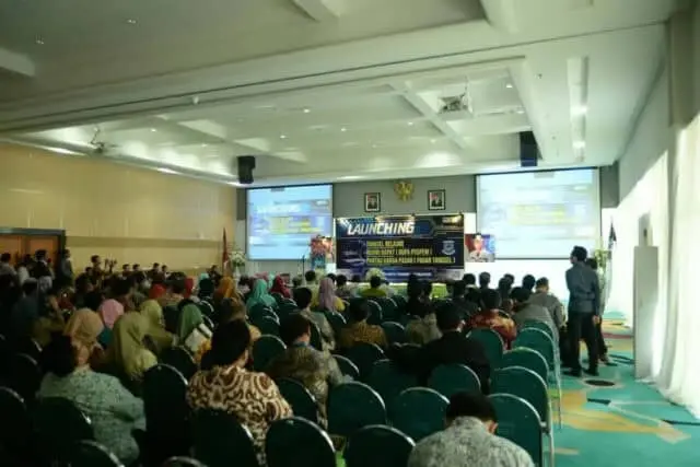 Kepala Dinas Pendidikan Kota Tangerang Selatan Buka Aplikas Belajar Kepala Dinas Pendidikan Kota Tangerang Selatan Buka Aplikas Belajar