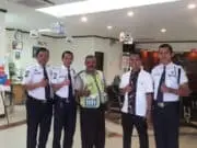 Hari Terakhir Transaksi, Kapolsubsektor Palem Semi Lakukan Pengamanan di Bank BTN Cabang Karawaci Hari Terakhir Transaksi, Kapolsubsektor Palem Semi Lakukan Pengamanan di Bank BTN Cabang Karawaci