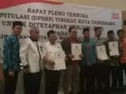 Pleno Terbuka KPU Kota Tangerang Tetapkan Jumlah DPT Sebanyak 1.027.522 Pleno Terbuka KPU Kota Tangerang Tetapkan Jumlah DPT Sebanyak 1.027.522