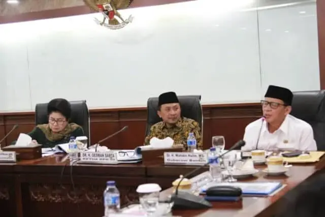 Senator Banten dan Menkes Mendukung Berobat Gratis yang Digagas Gubernur Banten Senator Banten dan Menkes Mendukung Berobat Gratis yang Digagas Gubernur Banten