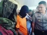 Menyamar, Polisi Tangkap PSK Layani Threesome di Sebuah Hotel Menyamar, Polisi Tangkap PSK Layani Threesome di Sebuah Hotel