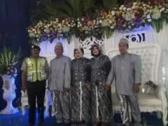 Hadiri Resepsi Pernikahan Putri Sahabatnya, Aiptu Purwanto Sampaikan Pesan Kamtibmas Hadiri Resepsi Pernikahan Putri Sahabatnya, Aiptu Purwanto Sampaikan Pesan Kamtibmas