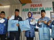 Pekan ASN Tangsel Taat Pajak, Airin: “Ini Cara Sttategis Tingkatkan PAD” Pekan ASN Tangsel Taat Pajak, Airin: "Ini Cara Sttategis Tingkatkan PAD"