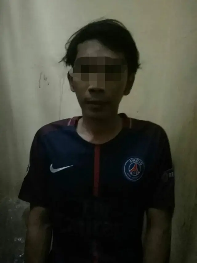 Tim Unti Buser Polsek Karawaci Tangkap Seorang Pemuda Membawa Sabu di Saku Celananya Tim Unti Buser Polsek Karawaci Tangkap Seorang Pemuda Membawa Sabu di Saku Celananya