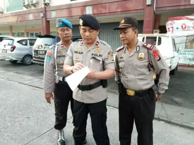 Polsek Batu Ceper Kawal Aliansi Serikat Buruh Peringati May Day Polsek Batu Ceper Kawal Aliansi Serikat Buruh Peringati May Day