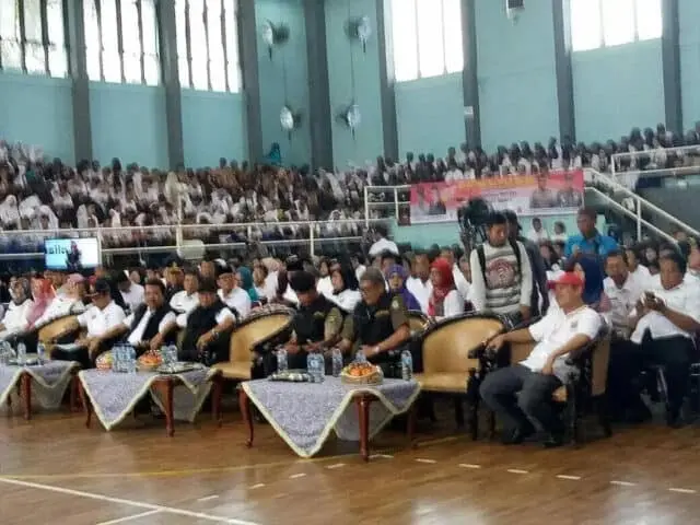 Peringati Hardiknas, Tiga Pilar dan Pelajar Kota Tangerang Deklarasikan Damai Anti Tawuran Peringati Hardiknas, Tiga Pilar dan Pelajar Kota Tangerang Deklarasikan Damai Anti Tawuran