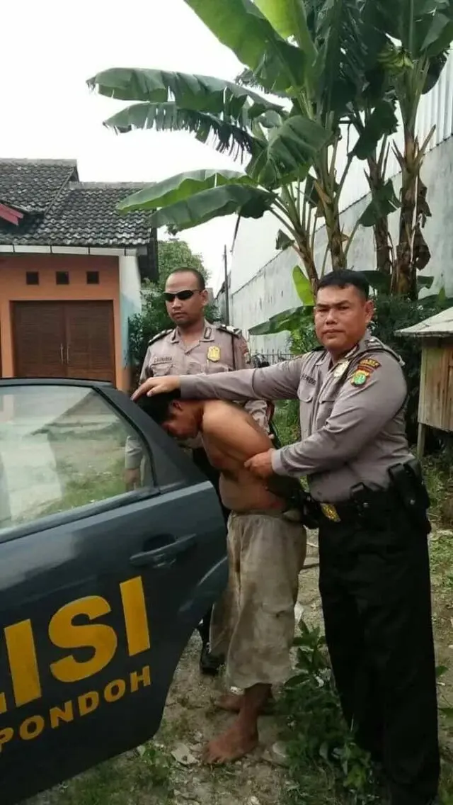 Anggota Patroli Polsek Cipondoh Amankan Pelaku Spesialis Rumsong Anggota Patroli Polsek Cipondoh Amankan Pelaku Spesialis Rumsong