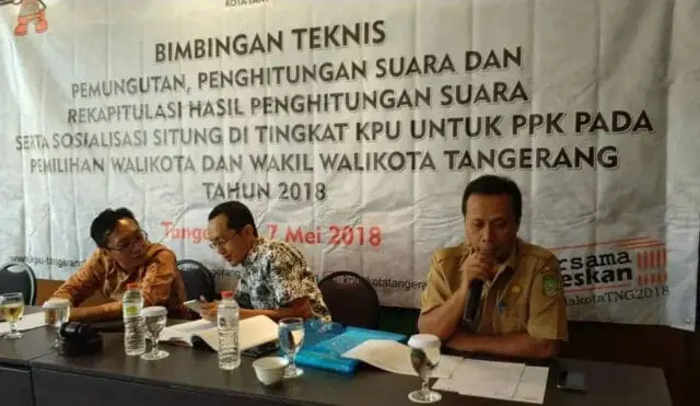 Bimtek Pemungutan Suara, KPU KOTA Tangerang Perintahkan Formulir Model C1 Harus Dikuasai PPK Bimtek Pemungutan Suara, KPU KOTA Tangerang Perintahkan Formulir Model C1 Harus Dikuasai PPK