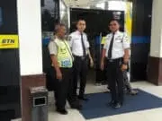 Antisipasi Tindak Kejahatan Perbankan, Kapolsub Sektor Palem Semi Kunjungi Bank BTN Antisipasi Tindak Kejahatan Perbankan, Kapolsub Sektor Palem Semi Kunjungi Bank BTN