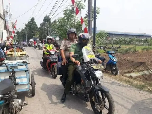 Patroli Bersama, Polsek Neglasari dan Koramil 02 Batu Ceper Antisipasi Teror Patroli Bersama, Polsek Neglasari dan Koramil 02 Batu Ceper Antisipasi Teror