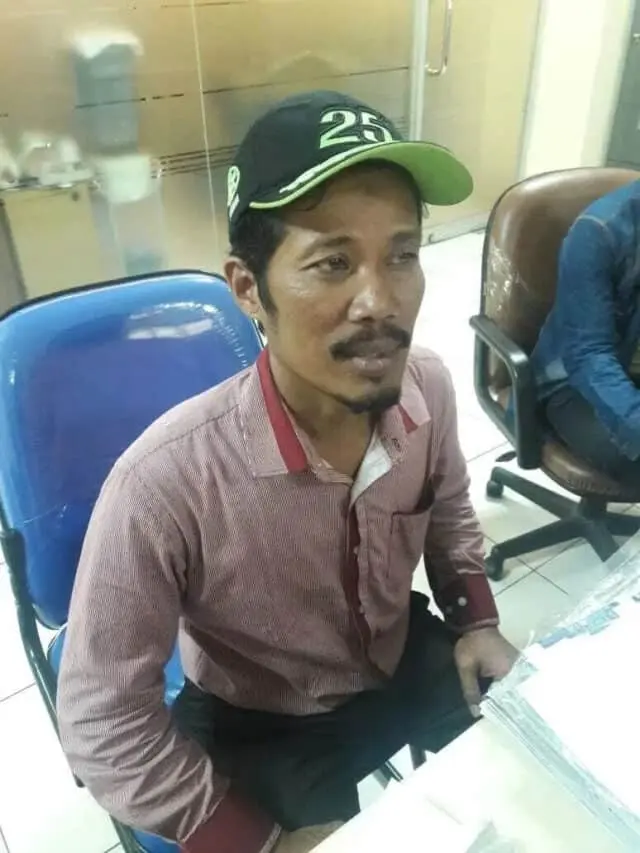 Sedih, Tukang Koran di Tangerang Tertipu Jutaan Rupiah Modus Telepon Nyasar Sedih, Tukang Koran di Tangerang Tertipu Jutaan Rupiah Modus Telepon Nyasar