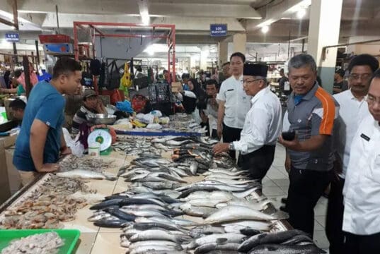 Pjs Wali Kota Tangerang Sidak Harga Sembako di Pasar