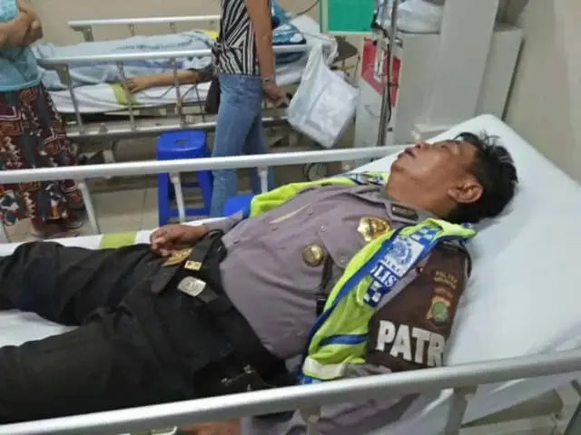 Alami Stroke Saat Bertugas, Bripka Paino Dilarikan ke Rumah Sakit Alami Stroke Saat Bertugas, Bripka Paino Dilarikan ke Rumah Sakit