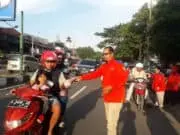 Berangkat Dari Pengusaha Menuju Dunia Politik Berangkat Dari Pengusaha Menuju Dunia Politik