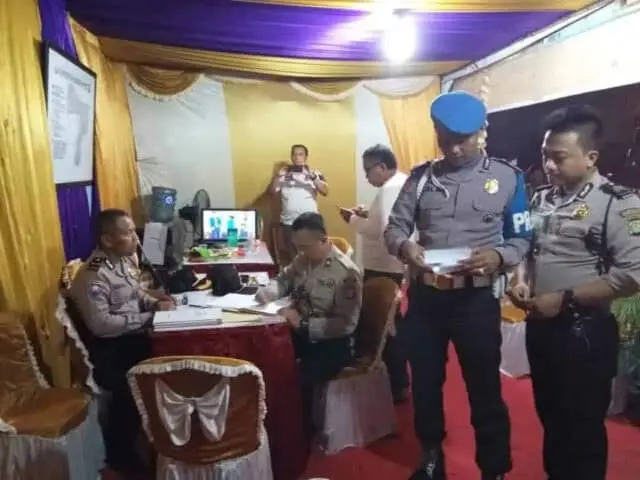 Kapolsek Ciledug Pamenwas Kompol Supiyanto Kontrol Pos Pam Ops Ketupat Jaya 2018 di Wilayah Polsek Batu Ceper Kapolsek Ciledug Pamenwas Kompol Supiyanto Kontrol Pos Pam Ops Ketupat Jaya 2018 di Wilayah Polsek Batu Ceper