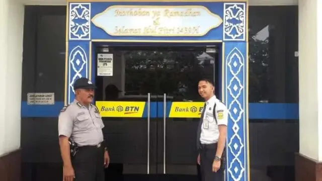 Antisipasi Tindak Kriminal Perbankan, Kapolsub Sektor Palem Semi Sambangi Bank BTN Antisipasi Tindak Kriminal Perbankan, Kapolsub Sektor Palem Semi Sambangi Bank BTN