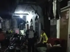 Kapolsub Sektor Palem Semi Serahkan Anak Hilang ke Orangtuanya Kapolsub Sektor Palem Semi Serahkan Anak Hilang ke Orangtuanya