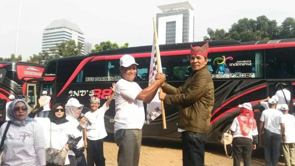 Ikatan Keluarga Banyuwangi (Ikawangi) Pusat, menggelar mudik gratis Ikatan Keluarga Banyuwangi (Ikawangi) Pusat, menggelar mudik gratis