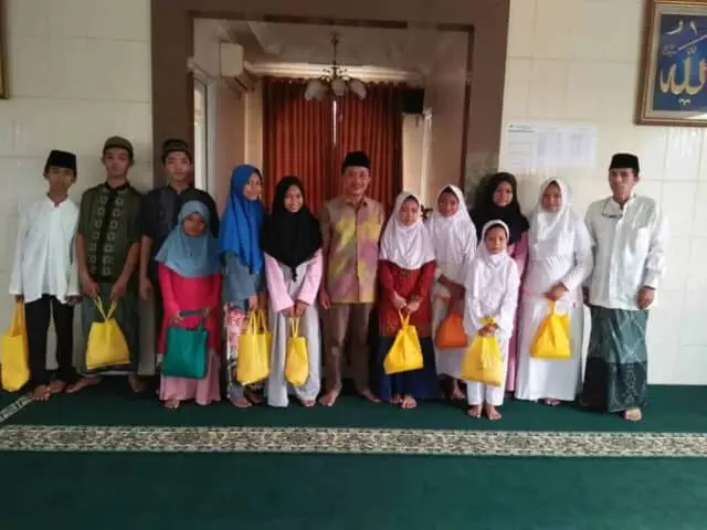 Hanura Banten Memberikan Santunan Anak Yatim & Dhuafa di Tangsel Hanura Banten Memberikan Santunan Anak Yatim & Dhuafa di Tangsel