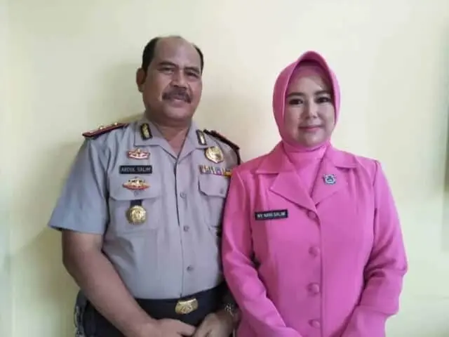 Kami Segenap Keluarga Besar Polsek Karawaci Kompol Abdul Salim Beserta Istri Mengucapkan Selamat Hari Raya Idul Fitri 1 Syawal 1439 H Tahun 2018 Kami Segenap Keluarga Besar Polsek Karawaci Kompol Abdul Salim Beserta Istri Mengucapkan Selamat Hari Raya Idul Fitri 1 Syawal 1439 H Tahun 2018