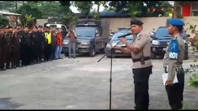 Polsek Jatiuwung Laksanakan Apel Gabungan Persiapan Pengamanan Malam Takbiran Polsek Jatiuwung Laksanakan Apel Gabungan Persiapan Pengamanan Malam Takbiran