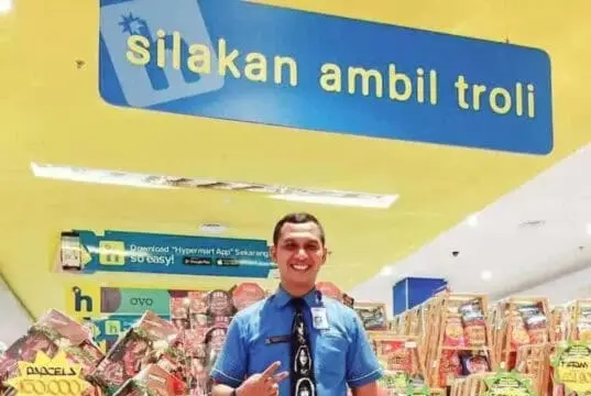 Pengamen Jalanan Jadi Pengusaha Roti yang Sukses Pengamen Jalanan Jadi Pengusaha Roti yang Sukses