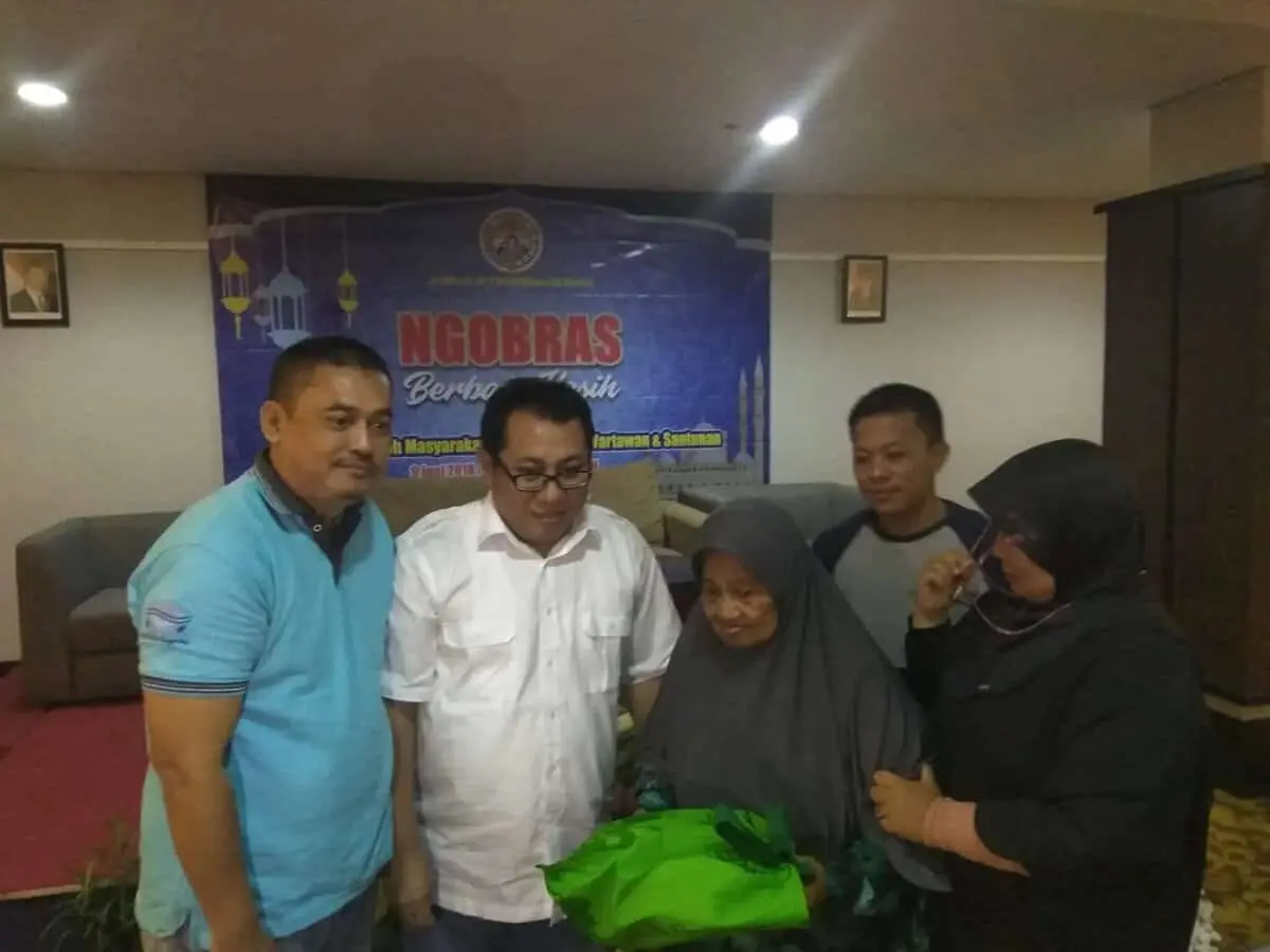 Jurnalis Tangerang Raya (JTR) Jalin Silaturahmi dan Berbagi Kasih Santuni Anak Yatim