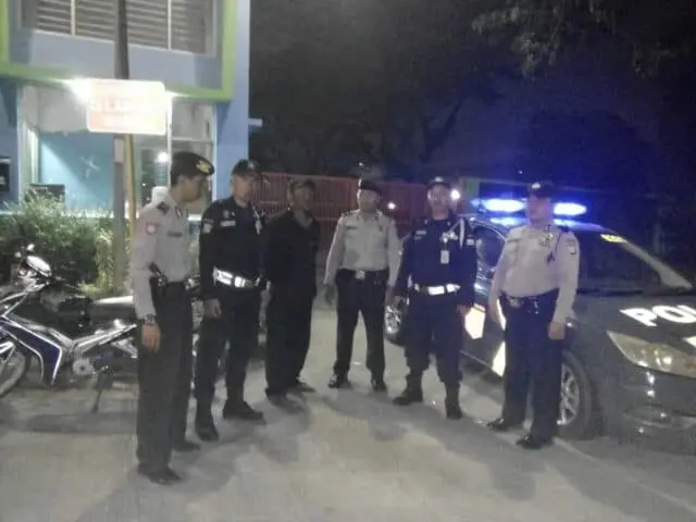 Antisipasi Gangguan Kamtibmas Anggota Sabhara Patroli 6201 Polsek Batu Ceper Jalani Pengamanan Lingkar Putar Antisipasi Gangguan Kamtibmas Anggota Sabhara Patroli 6201 Polsek Batu Ceper Jalani Pengamanan Lingkar Putar