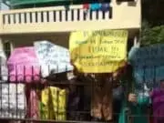 Warga Menggembok Pintu Gerbang SMPN 23 Pinang Kota Tangerang Warga Menggembok Pintu Gerbang SMPN 23 Pinang Kota Tangerang