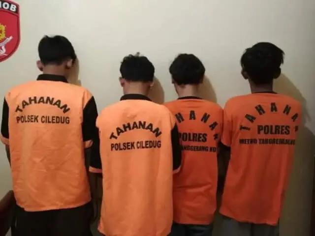 Empat Pelaku Perampasan Sepeda Motor Berhasil Diciduk Polsek Ciledug Empat Pelaku Perampasan Sepeda Motor Berhasil Diciduk Polsek Ciledug