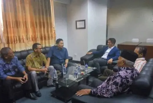 Terkait Sekolah Gratis dan Berkualitas, Komite Sekolah Banten Tantang Debat Gubernur Wahidin Halim Terkait Sekolah Gratis dan Berkualitas, Komite Sekolah Banten Tantang Debat Gubernur Wahidin Halim