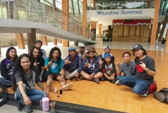 Kadiskerpus Lebak Lepas Konvoy Komunitas Literasi Menuju Lokasi Kemah Api Literasi di Bayah Kadiskerpus Lebak Lepas Konvoy Komunitas Literasi Menuju Lokasi Kemah Api Literasi di Bayah