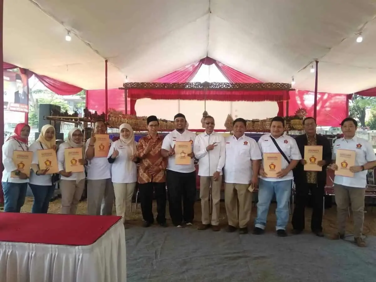 Gelar Pagelaran Wayang Kulit, Amarno: Ini Ajang Untuk Silaturahmi dan Melestarikan Seni Budaya Tradisional Gelar Pagelaran Wayang Kulit, Amarno: Ini Ajang Untuk Silaturahmi dan Melestarikan Seni Budaya Tradisional