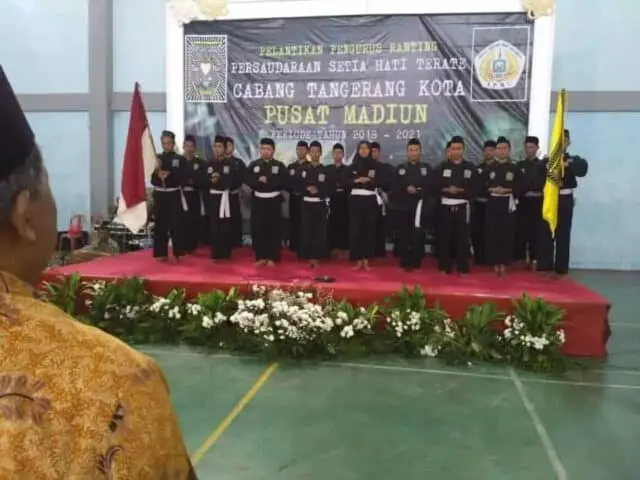 PSHT Cabang Tangerang Kota dan Pusat Madiun Mengkukuhkan Pengurus Ranting PSHT Cabang Tangerang Kota dan Pusat Madiun Mengkukuhkan Pengurus Ranting