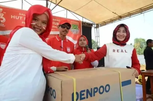 Sambut Kemeriahan Hari Kemerdekaan NKRI ke-73, Ribuan Warga Ikuti Gerak Jalan Sehat Desa Cirarab
