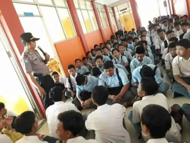 Hindari Tawuran dan Miras, Polsek Curug Jalin Kemitraan Dengan Sekolah Hindari Tawuran dan Miras, Polsek Curug Jalin Kemitraan Dengan Sekolah
