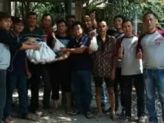 Jurnalis Tangerang Raya Bagikan Daging Qurban Kepada Warga Sekitar Jurnalis Tangerang Raya Bagikan Daging Qurban Kepada Warga Sekitar