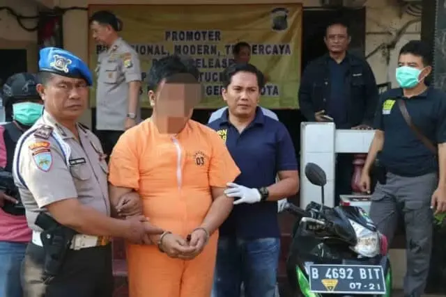 Gagal Rampok Driver Ojek Online, Pelaku Diringkus Warga Dan Unit Sabhara Polsek Batu Ceper Gagal Rampok Driver Ojek Online, Pelaku Diringkus Warga Dan Unit Sabhara Polsek Batu Ceper