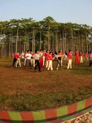Petugas dan WBP Rutan Rangkasbitung Jadi Instruktur Senam di Pondok Pesantren La Tansa Dua