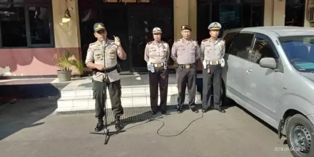 Apel dan Serah Terima Tugas, Rutin Jadi Agenda Anggota Kepolisian Apel dan Serah Terima Tugas, Rutin Jadi Agenda Anggota Kepolisian