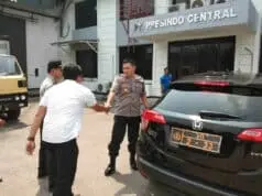 Berikan Pesan Kamtibmas Wakapolres Metro Tangerang Kota Sambangi PT. Presindo Central Berikan Pesan Kamtibmas Wakapolres Metro Tangerang Kota Sambangi PT. Presindo Central