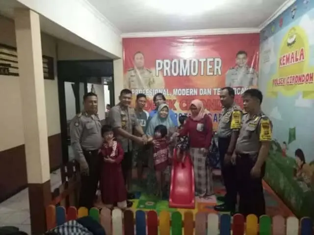 Lapor Polisi Kehilangan Anak, Warga Cipondoh Temukan Anak Dalam Hitungan Jam Lapor Polisi Kehilangan Anak, Warga Cipondoh Temukan Anak Dalam Hitungan Jam