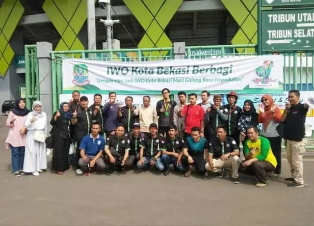 HUT IWO Kota Bekasi Helat Pengobatan Gratis dan SIM Keliling di Area CFD HUT IWO Kota Bekasi Helat Pengobatan Gratis dan SIM Keliling di Area CFD