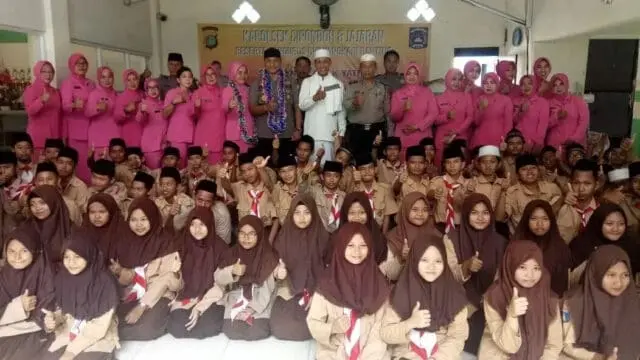 Hafal Al-Quran Minimal 3 Juss Diprioritaskan dan Mudah Jadi Polisi Hafal Al-Quran Minimal 3 Juss Diprioritaskan dan Mudah Jadi Polisi