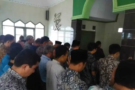 Sholat Gaib Dan Galang Dana, PDAM TB Tanamkan Sifat Perduli Sesama Sholat Gaib Dan Galang Dana, PDAM TB Tanamkan Sifat Perduli Sesama