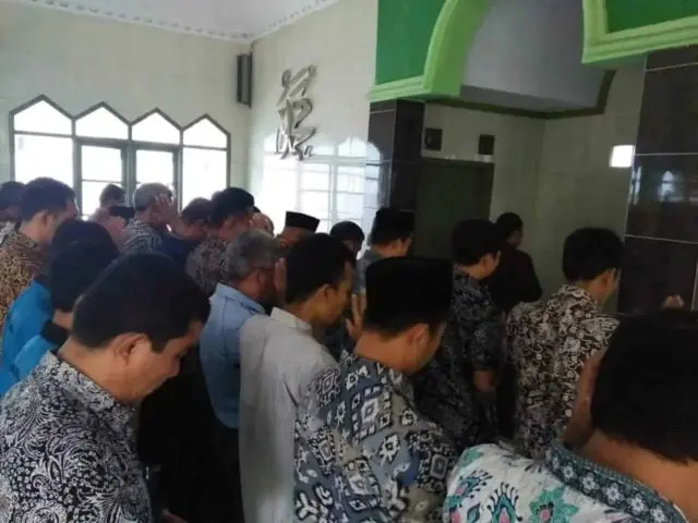 Sholat Gaib Dan Galang Dana, PDAM TB Tanamkan Sifat Perduli Sesama Sholat Gaib Dan Galang Dana, PDAM TB Tanamkan Sifat Perduli Sesama
