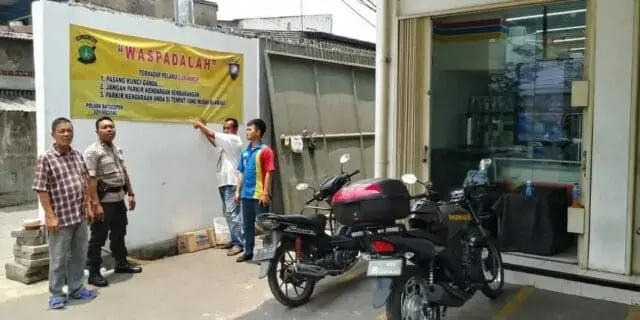Ingatkan 3C Curanmor, Polisi Pasang Spanduk di Wilayah
