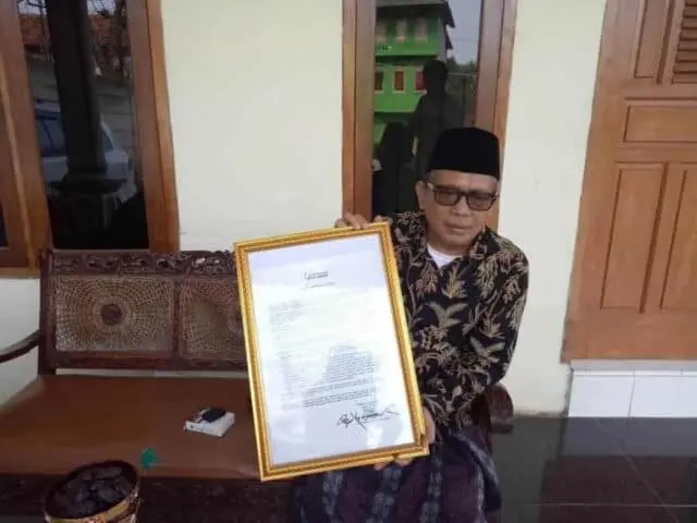 KH. Matin : Piagam Al-Fathaniyah Pionir Hari Santri Nasional KH. Matin : Piagam Al-Fathaniyah Pionir Hari Santri Nasional